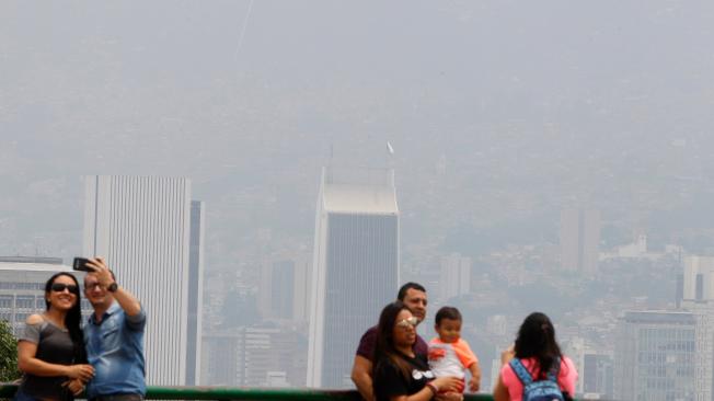En el corazón de Medellín están los peores niveles de calidad del aire de la ciudad. Por ello, trabajan en un plan de contingencia.
