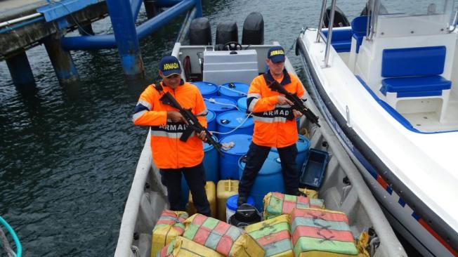 Fueron hallados 24 bultos con características similares a las utilizadas por las organizaciones del narcotráfico para transportar droga en alta mar.