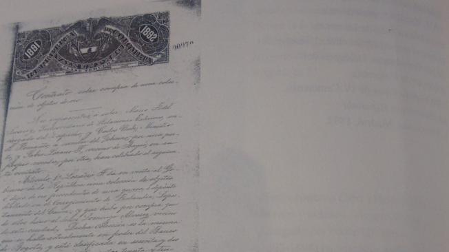 Según Lopera, la prueba reina es este contrato por medio del cual el presidente Holguín compró el tesoro Quimbaya.