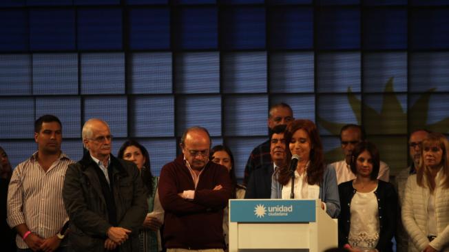 Cristina Fernández de Kirchner, expresidenta argentina, que a pesar de salir electa en el Congreso, su partido fue el más golpeado pues perdió representatividad.