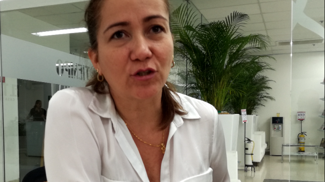 La salubrista María Fernanda Tobar, coordinadora de la maestría de administración en salud y de la oficina de Extensión de la Facultad en Salud, en la universidad del Valle.