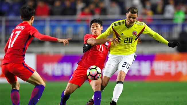 Giovanni Moreno tuvo rodaje en los dos partidos de Colombia en la gira por Asia, pero dejó dudas..