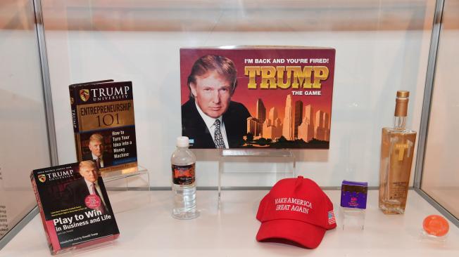 Los juegos, libros, agua, alcohol y otros artículos de Donald Trump