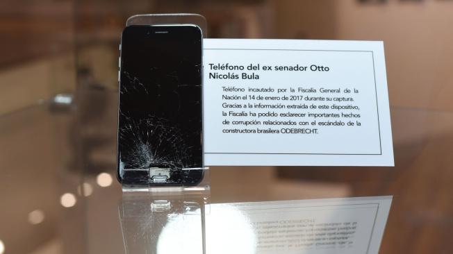 El celular del exsenador Otto Nicolás Bula Bula, es el elemento que representa la corrupción actualmente en Colombia.