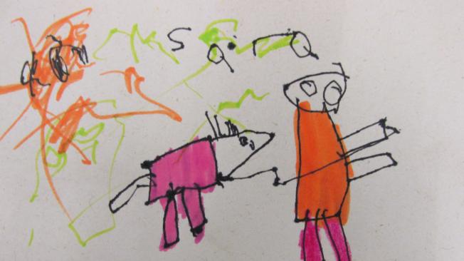 Crear entre hermanitos: Sergio, de 5 años, y Sara, de 3, dibujaron a un señor que sale a caminar con su perro. Ella pintó el sol, el que espera que nos bañe en el 2018.