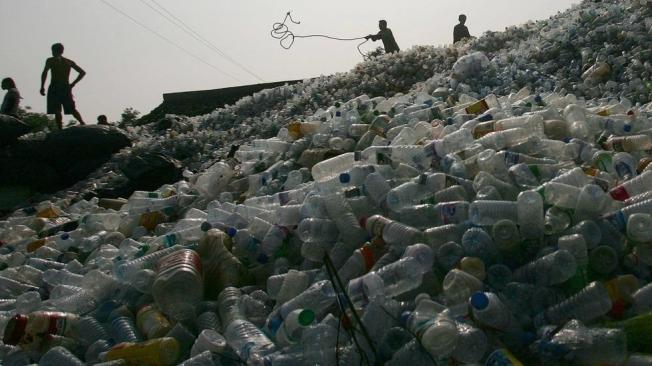 A partir de marzo China pondrá en vigor una prohibición en las importaciones de ciertos tipos de materiales de reciclado.