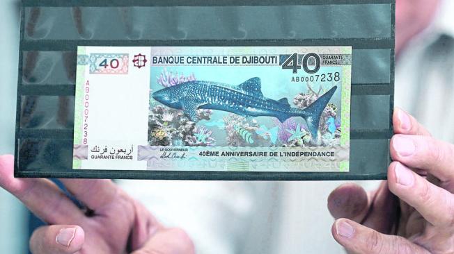 Un curioso billete de 40 francos –una denominación rara–, emitido en el 40.°