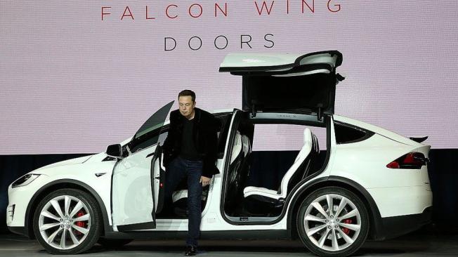 Tesla revolucionó los carros eléctricos.