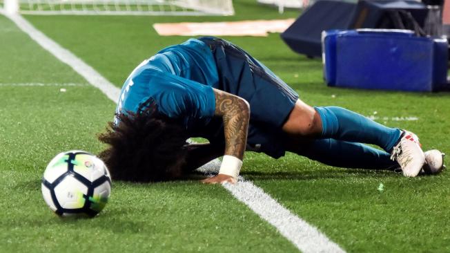 Real Madrid ganó 3-5 al Betis, Marcelo sufrió un pinchazo en su pierna, se prenden las alarmas para jugar en la vuelta contra el PSG.