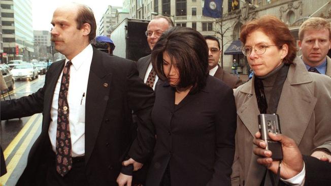 Lewinsky fue presionada durante el proceso para que testificara en contra de Clinton.