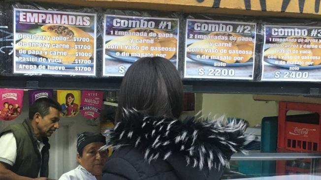 Con las nuevas denominaciones, una empanada puede pasar de costar 1.7000 pesos colombianos a 1 con 70 centavos.