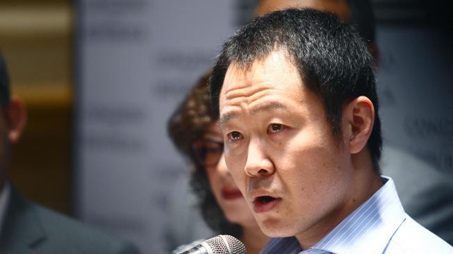 Kenji Fujimori, hijo del expresidente Alberto Fujimori quien fue indultado pocos días después de que Kuczynski se salvó de ser destituido, hace tres meses.