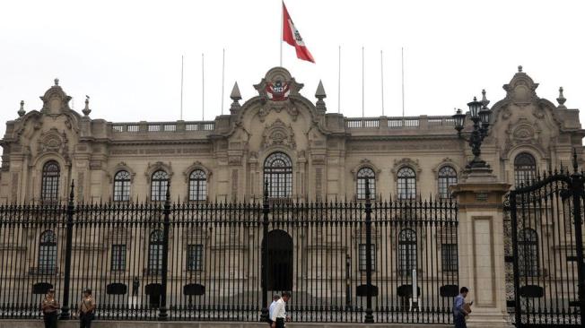 La incertidumbre domina las expectativas del futuro del gobierno de Perú.