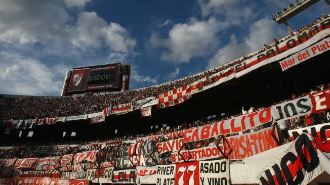 Cerca del estadio Monumental, donde juega la selección y tiene sede River Plate, está la pensión del club donde viven los menores.