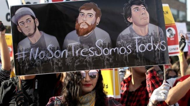 La desaparición de los tres estudiantes de cine generó protestas en el estado exigiendo su regreso.