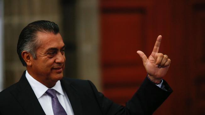 En la campaña presidencial de México para el 2018, el candidato  Jaime Rodríguez Calderón ‘El bronco’  dijo en  el primer debate presidencial que literalmente, al que robe “hay que ‘mocharle’ la mano al que robe”. Este candidato es independiente y anteriormente participó como diputado por el PRI.