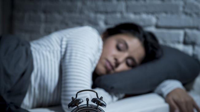 Según el estudio de la Universidad de Basilea, la Luna afecta la calidad del sueño.
