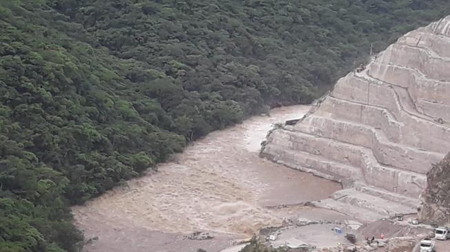 Imagen del cause del río Cauca en el proyecto de Hidroituango.