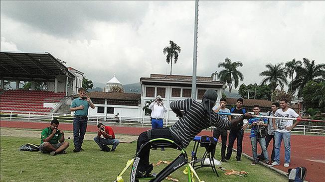 Una prueba en silla para paralímpicos creada en Universidad Nacion al de Palmira.