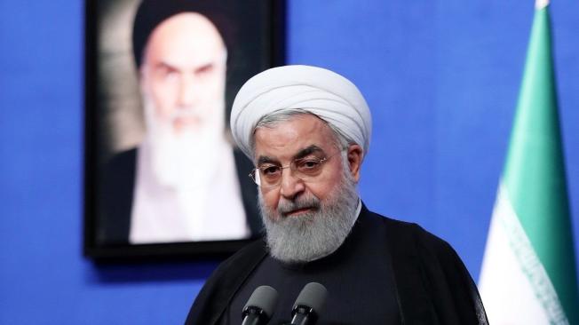 El presidente iraní, Hasan Rohaní, critica las declaraciones del secretario de Estado de EE.UU., Mike Pompeo, en las que afirma que su Gobierno impondrá a Irán sanciones.