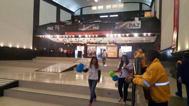 Al cierre de la jornada de votación la campaña de Gustavo Petro se concentrará en la calle 23 #6-19 (el teatro Downtown Majestic) en el centro de Bogotá.