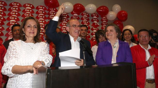 Humberto de la Calle alcanzó el 2 % de los resultados de los comicios a la Presidencia.