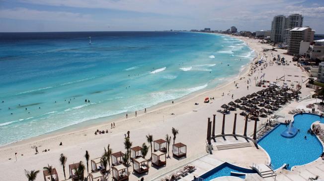 Una plácida vista a las playas de Cancún.