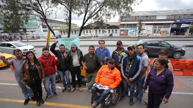 Freddy Contreras, lider de taxistas, inició su protesta el lunes 28 de mayo. Este fin de semana otros cinco taxistas se sumaron a él.