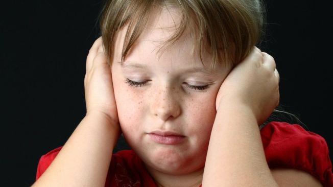 Se estima que en Reino Unido uno de cada 12 niños escucha regularmente voces que no existen.