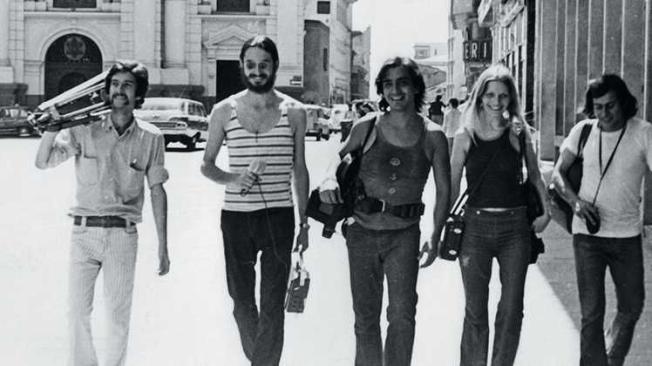 Jaime Acosta, Luis Ospina, Carlos Mayolo, Ute Broll y Eduardo Carvajal, cuando filmaban Cali: de película (1973).