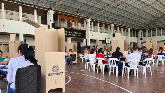 El Instituto Salesiano San Juan Bosco es el puesto de votación más grande en la ciudad de Cúcuta. La Policía reforzó la seguridad en la región del Catatumbo, con más de 1.200 hombres. El balance en Norte de Santander es muy positivo, según el coronel George Quintero.