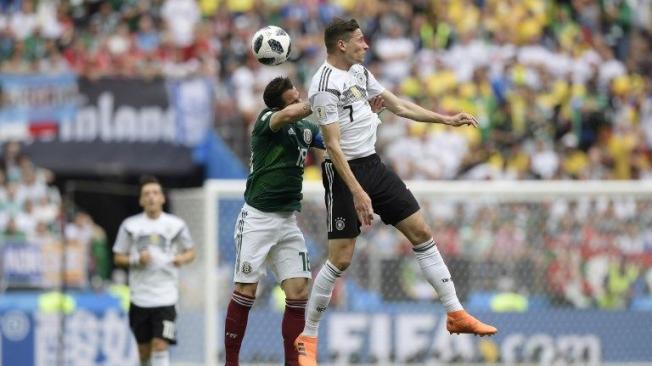 Momento del partido entre Alemania y México.