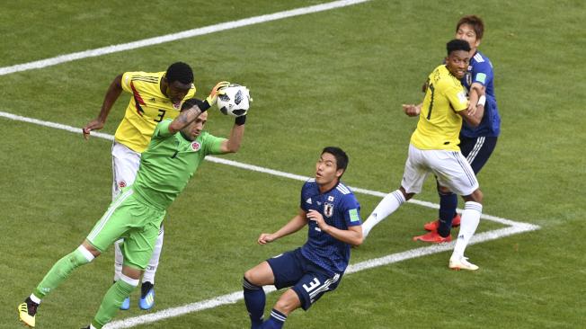 Momento del partido Colombia - Japón.