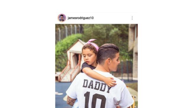 El futbolista colombiano James Rodríguez comparte con sus seguidores en redes sociales los momentos que pasa con su hija Salomé.
