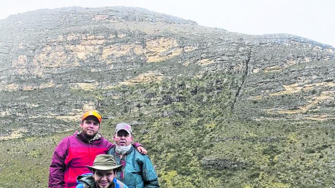 Los Villalobos –Sebastián, Fernando (papá) y Felipe conocen la biodiversidad de Colombia gracias a todos sus viajes por el país.