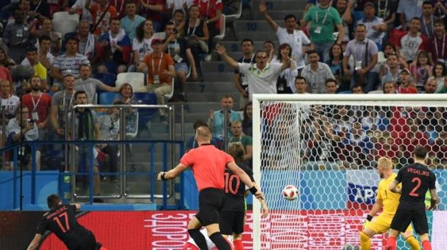 Momento del gol de Mandzukic para Croacia.