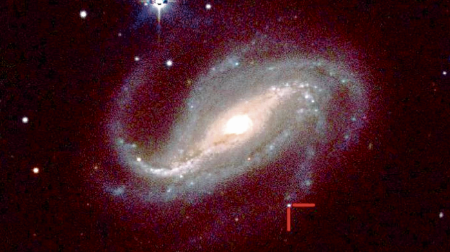Esta es la foto de la supernova que logró tomar Víctor Buso tras apuntar su telescopio a la galaxia NGC 613.