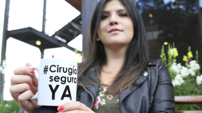 Lorena Beltrán, periodistas e impulsora de la campaña Cirugía Segura Ya.