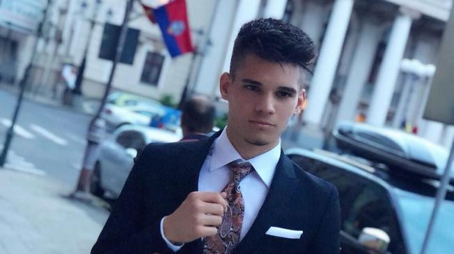  hijo de Gheorghe Hagi, Ianis tiene 19 años y juega para el Viitorul de Rumania. Además, fue nominado en 2017 para el premio European Golden Boy. Según la plataforma Transfermarkt, su valor de mercado actual es de 1,50 mil euros.