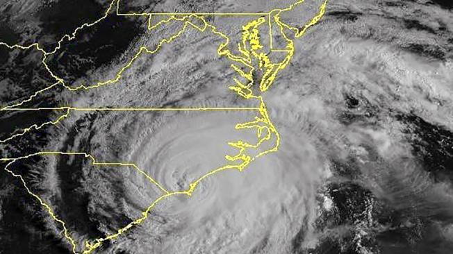 A las 6:15 a. m. (hora colombiana), el huracán Florence tocó tierra en Estados Unidos.