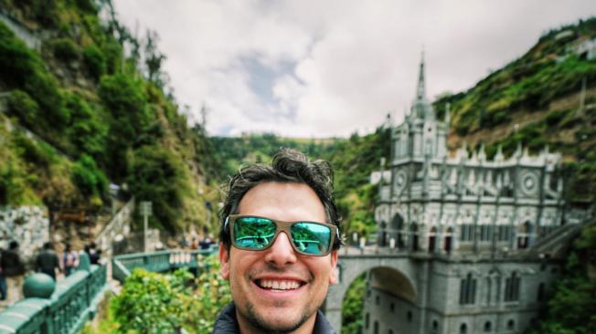 El recorrido de Alan por Colombia incluyó el Santuario de las Lajas, en Nariño.