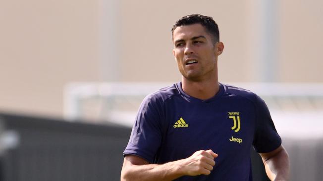 El portugués Cristiano Ronaldo prefirió quedarse en Turín y entrenarse con la Juventus.