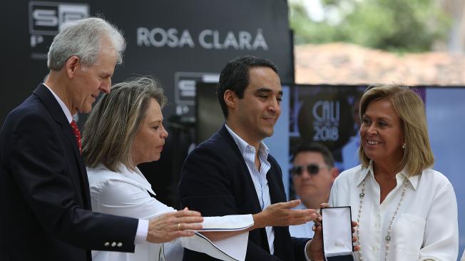 ROSA CLARÁ, INVITADA ESPECIAL 
CALI EXPOSHOW 2018