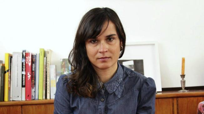 Carolina Sanín también ha escrito las novelas 'Todo en otra parte' y 'Los niños'.