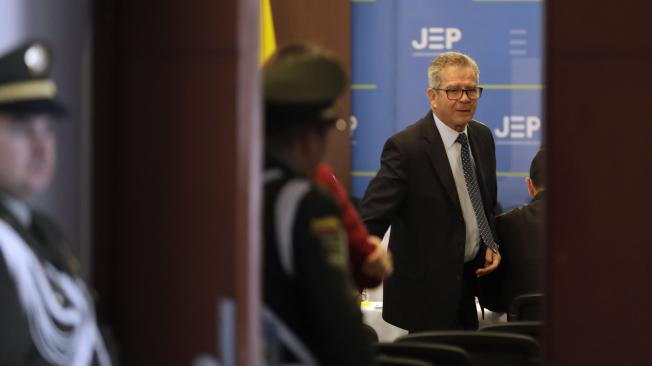 El excomandante del Ejército general Mario Montoya Uribe ratificó esta semana su compromiso en la Jurisdicción Especial para la Paz (JEP).