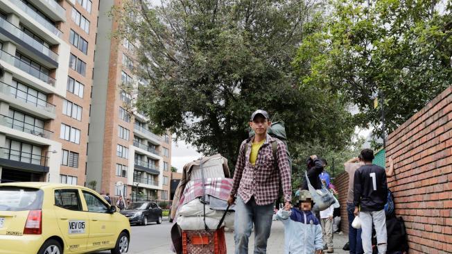 Después de los desmanes en el refugio El Camino, Migración Colombia expulsó del país a 15 ciudadanos venezolanos.