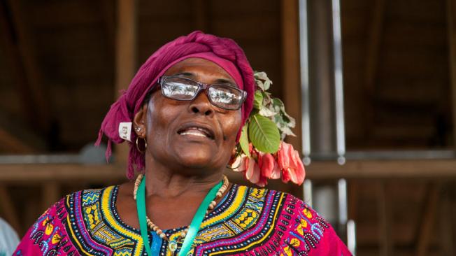 Enny Conto Moreno, una de las mujeres líderes de la comunidad de Coquí, a media hora en lancha de Nuquí, en el Chocó.