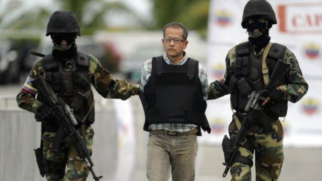 El colombiano Jorge Cifuentes le regaló un helicóptero a Guzmán, para aterrizar "de forma más civilizada".