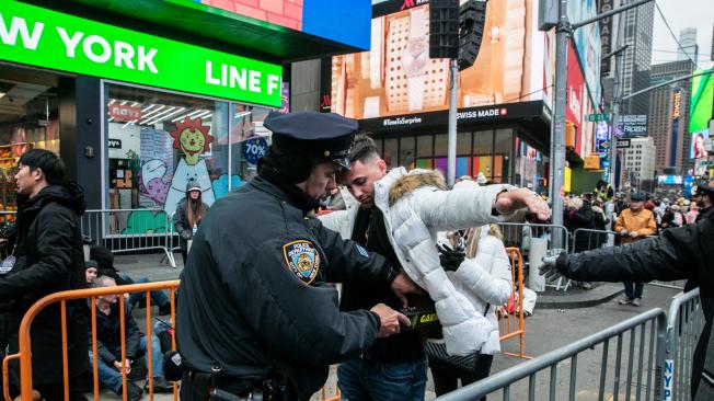 Policías de Estados Unidos afinan detalles para la tradicional celebración de Nueva York.