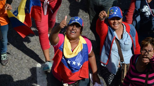 Guaidó pide a los venezolanos seguir presionando el cambio de gobierno con actividades de calle.